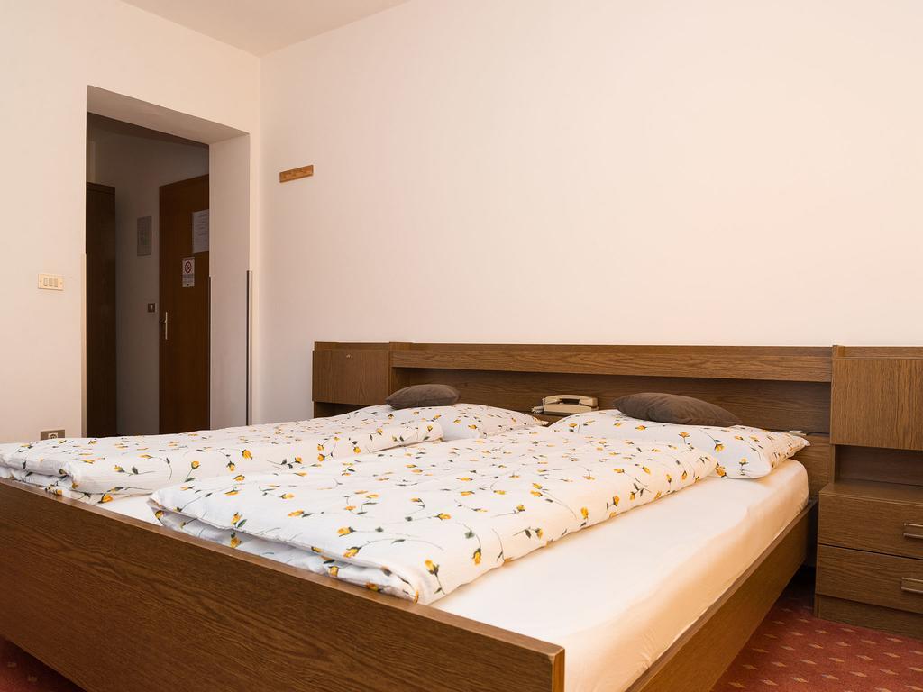 Haus Elisabeth Hotell Nova Ponente Eksteriør bilde